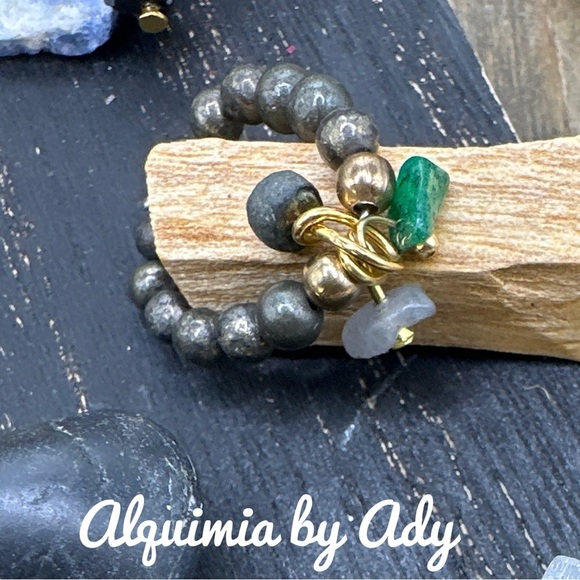 Alquimia pyrite charms Ring with Organic Elegance - Picture 1 of 2